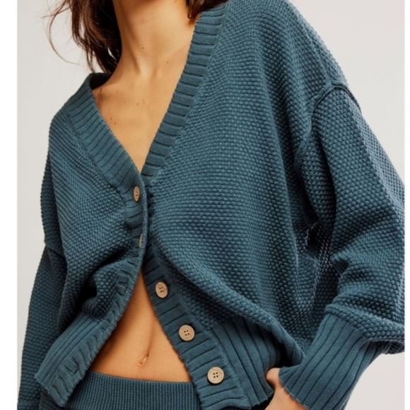 Free People Sweaters - NWOT FREE PEOPLE BEACH HAILEE CARDI SET IN BALSAM   ,SZ:LARGE